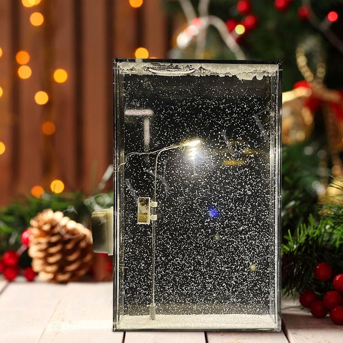 SnowGlow™ - Snowfall Street Lamp
